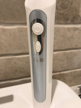 Load image into Gallery viewer, Yasi Pro FL-A15 Sonic Toothbrush with extended stand